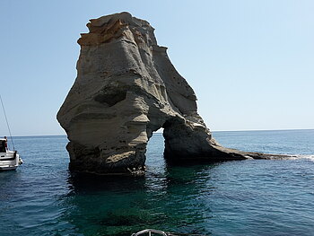 Felsformationen im griechischen Meer