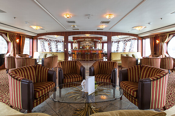 Der Bar- und Loungebereich an Bord der VIVA Ruby ©Scylla